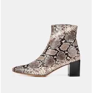 NEW Vince Lanica Boot | Snake Print